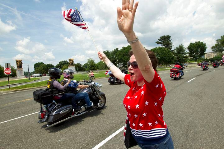 2018 rolling thunder motorcycle parade
