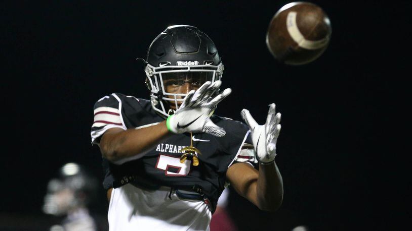 Jaycee Horn, the son of a former NFL wide receiver and a 4-star corner at Alpharetta High School, has de-committed from the University of Tennessee.