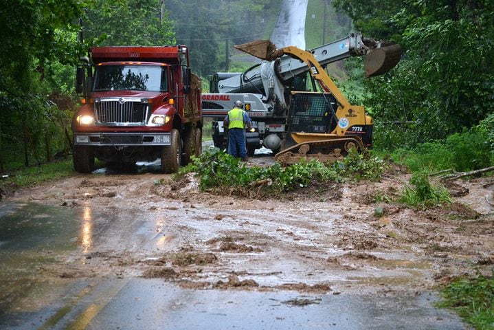 Atlanta Weather| Rain causes road damage, flooding in metro area