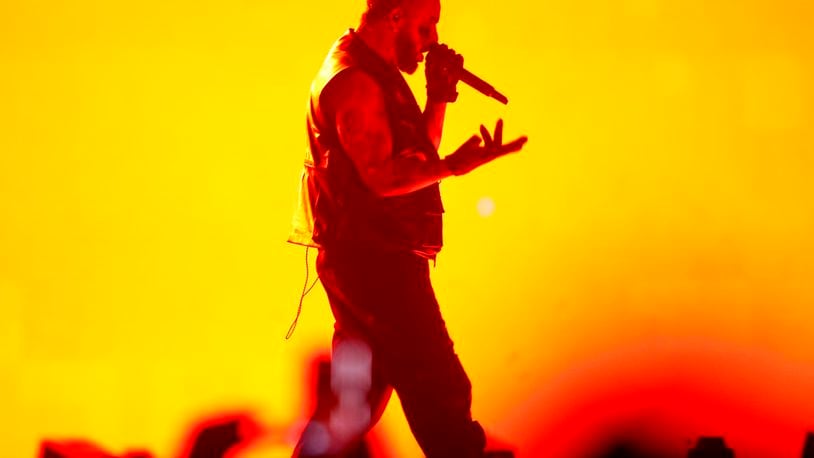 Drake Honors Virgil Abloh With Massive Statue During Tour Opener