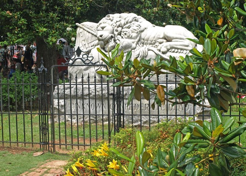 The Lion of Atlanta statue at Oakland Cemetery.