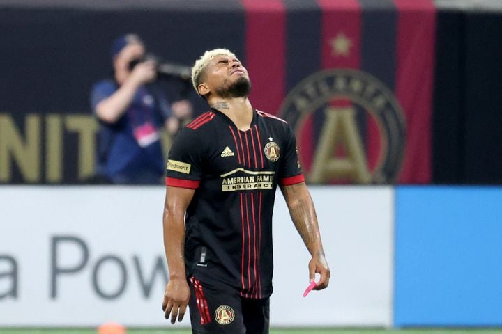 Atlanta United forward Josef Martinez (7) reacts after a Columbus Crew goal in the second half. JASON GETZ FOR THE ATLANTA JOURNAL-CONSTITUTION