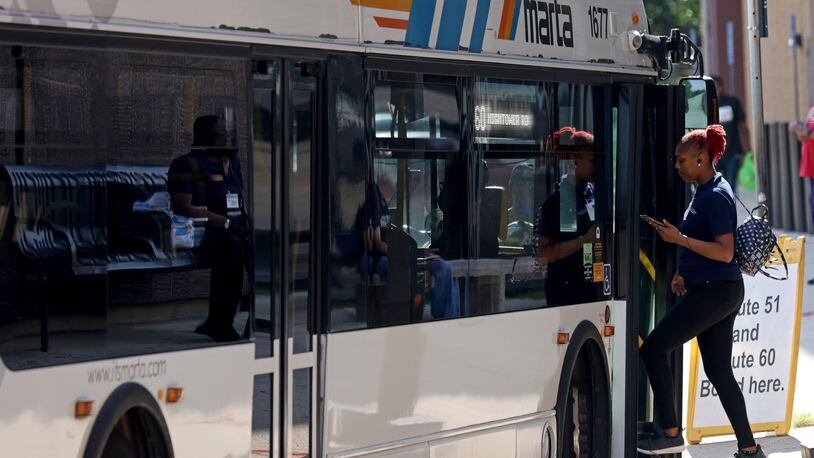 MARTA continues to restore bus service that was scaled back during the coronavirus pandemic. (File photo by Jason Getz / Jason.Getz@ajc.com)