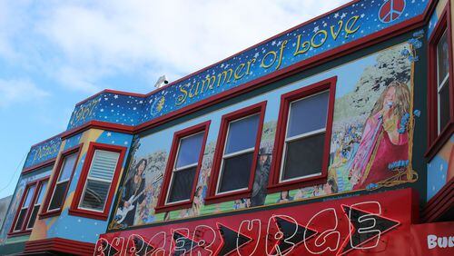 For locals, it might be a burger joint, but rock fans here to eat up the neighborhood’s Summer of Love history will be drawn to the exterior artwork at Burger Urge, at Haight and Clayton streets, steps from Ashbury. (Alan Solomon/Chicago Tribune/TNS)