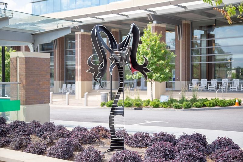 “Delilah,” by Joni Younkins-Herzon sits at Abernathy Greenway Park near “Optimistical.”
Courtesy of the City of Sandy Springs.