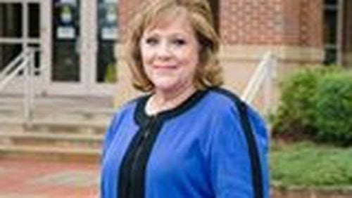 Forsyth County Commissioner Cindy Jones Mills will get an official reprimand in a recently decided ethics case.