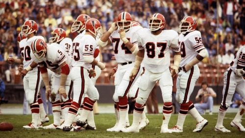 The 1977 Atlanta Falcons defense, AKA the Grits Blitz, marshals its forces before the snap against the Los Angeles Rams.