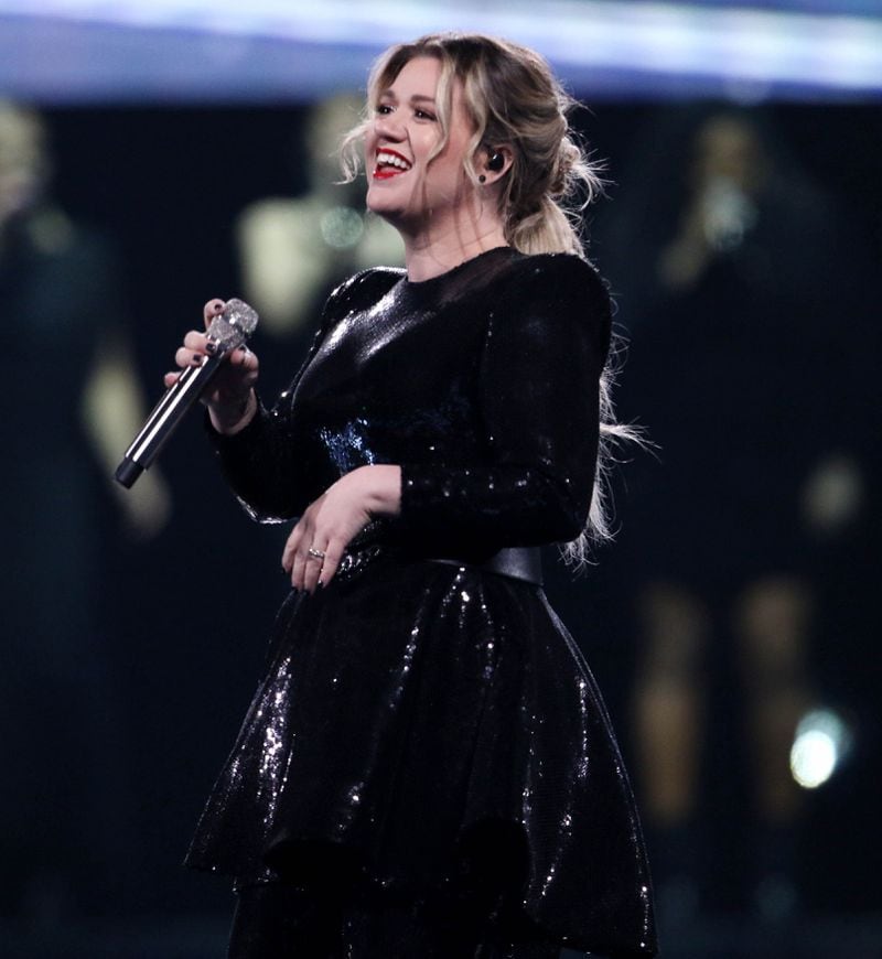 Kelly Clarkson early in her set at Infinite Energy Arena in Duluth March 28, 2019.