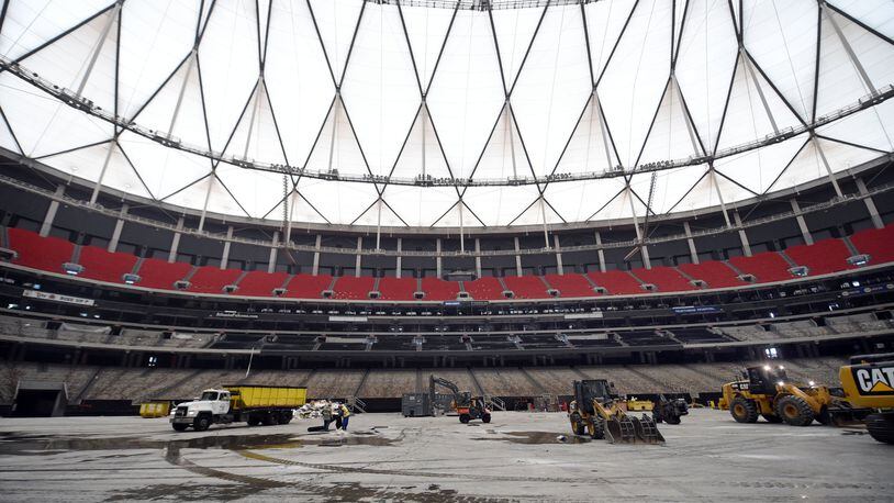 The deconstruction of the Georgia Dome continues. (KENT D. JOHNSON / AJC)