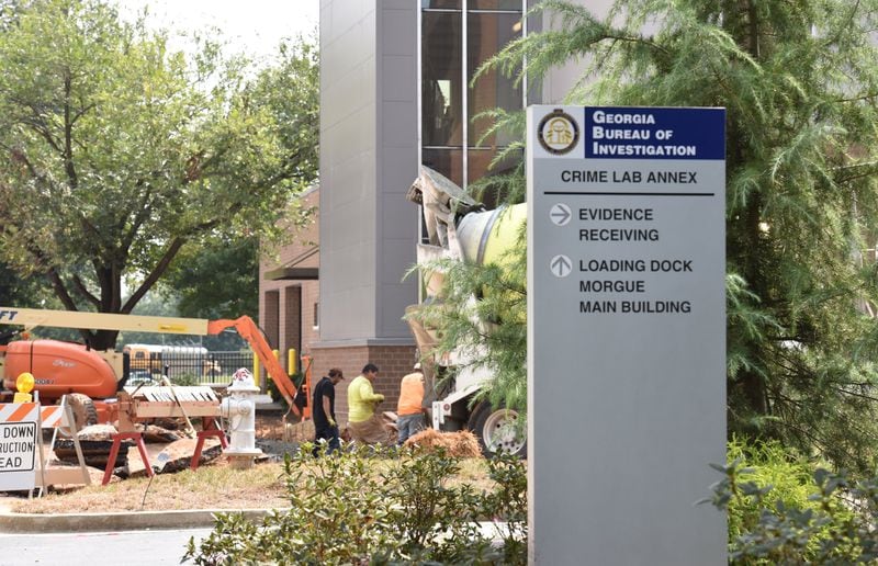 September 6, 2017 Decatur - Construction crews work on expansion of GBI Medical Examiner Annex on Wednesday, September 6, 2017. Bodies are stacking up at the state morgue. Soon it will more than double in size as workers complete an expansion but still the Georgia Bureau of Investigation struggles to get families to arrange for burial. HYOSUB SHIN / HSHIN@AJC.COM