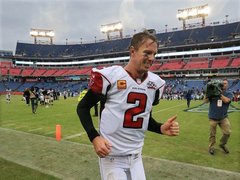 102515 NASHVILLE: -- Falcons quarterback Matt Ryan flashes a thumbs up as he runs off the field with a 10-7 victory over the Titans in a football game on Sunday, Oct. 25, 2015, in Nashville. Curtis Compton / ccompton@ajc.com