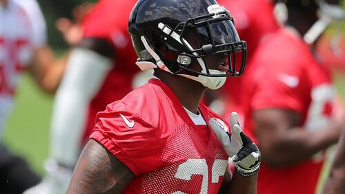 June 13, 2017, Flowery Branch: Atlanta Falcons safety Keanu Neal runs drills to get loose during the first day of mini-camp on Tuesday, June 13, 2017, in Flowery Branch. Curtis Compton/ccompton@ajc.com