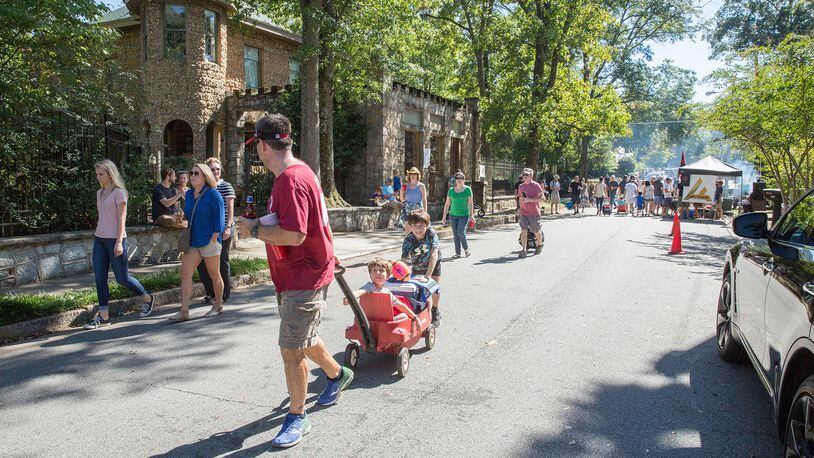 Porchfest is an annual event in Oakhurst.  The neighborhood hosted more than 180 musicians, bands and performances on a Saturday last October.  (Jenni Girtman / Atlanta Event Photography
