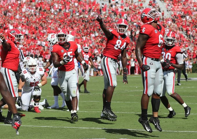 PHOTOS: Bulldogs roll over Austin Peay in Athens