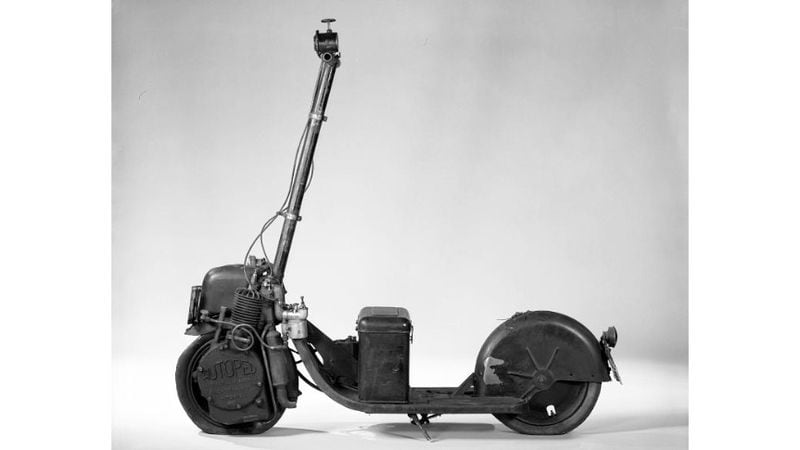 The Autoped Company of America, of Long Island City, New York, built this lightweight scooter in 1918. This model is part of the collection of the National Museum of American History. 