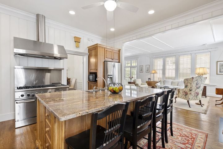 $1.9M Colonial Williamsburg-style home has character and modern appeal