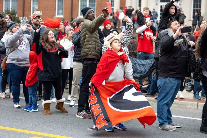 Fans cheer during the UGA National Championship Celebration Parade in Athens, GA., on Saturday, January 15, 2022. (Photo/ Jenn Finch)
