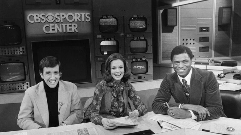Irv Cross (right) in 1976 with his “NFL Today” colleagues Brent Musburger (left) and Phyllis George. (CBS Archives)