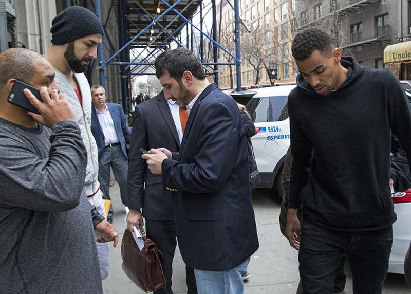 Atlanta Hawks NBA basketball players Pero Antic, left, in hat, and Thabo Sefolosha, right, leave a courthouse in New York, Wednesday, April 8, 2015. The players have been released after their arrest on charges they blocked officers from setting up a crime scene following the stabbing of Indiana Pacers' Chris Copeland. (AP Photo/Craig Ruttle) Pero Antic (left) and Thabo Sefolosha (right) leave a New York City courtroom. (AP Photo/Craig Ruttle)