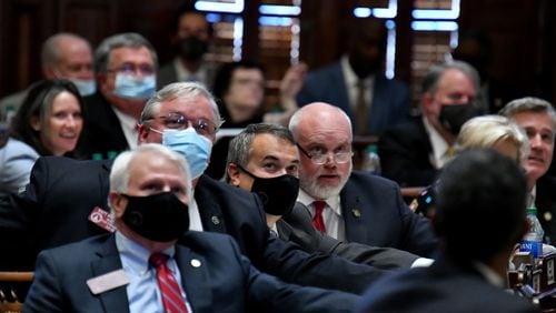 November 10, 2021 Atlanta - Lawmakers vote on HB 1 EX in the House Chambers during Day 6 of the Special Session at the Georgia State Capitol in Atlanta on Wednesday, Nov. 10, 2021. (Hyosub Shin / Hyosub.Shin@ajc.com)