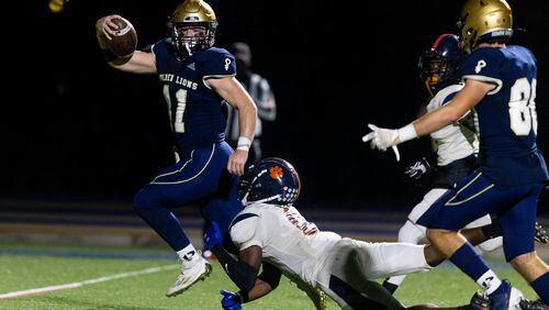 St. Pius’ Shug Bentley  scores a touchdown during a GHSA High School football game between St. Pius and Mundy’s Mill at St. Pius Catholic School in Atlanta, GA, on Friday, November 11, 2022.(Photo/Jenn Finch)
