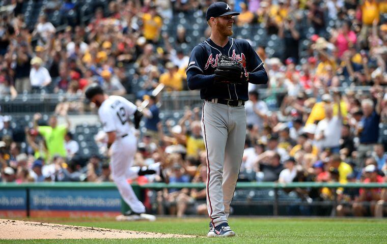 Photos: Braves, Pirates meet in series finale