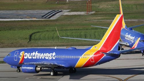 Southwest Airlines was forced to ground its flights for an hour early Friday due to a computer glitch.