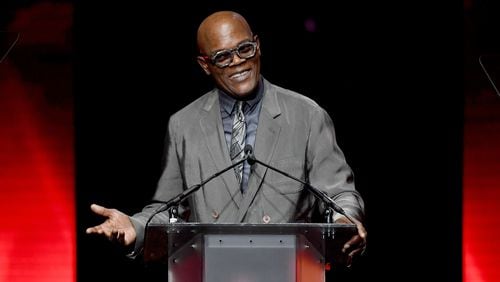Samuel L. Jackson told critics Twitter didn't have an issue with his oral-sex joke about President Trump and Congressional Republicans.
