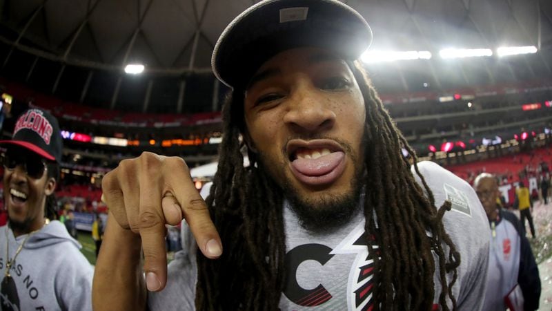  Jalen Collins (32) of the Atlanta Falcons celebrates after defeating the Green Bay Packers in the NFC Championship Game at the Georgia Dome on January 22, 2017 in Atlanta. The Falcons defeated the Packers 44-21. (Tom Pennington/Getty Images)