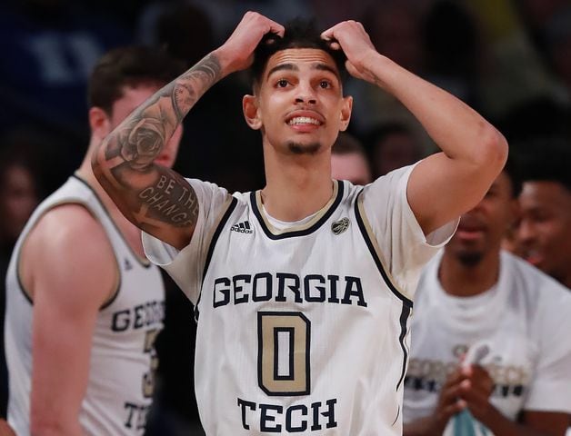 Photos: Jackets misfire late in loss to Duke