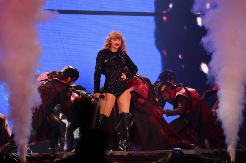 Taylor Swift strikes a pose at Mercedes-Benz Stadium. Photo: Robb Cohen Photography & Video /RobbsPhotos.com