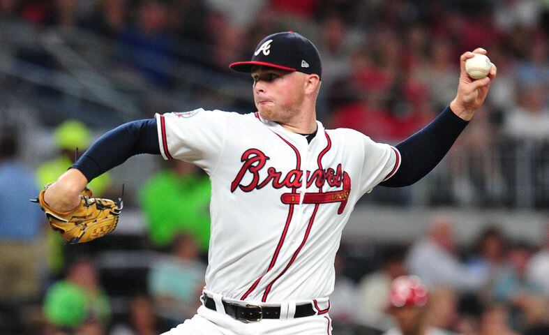 Photos: Kurt Suzuki slugs two homers in Braves’ win