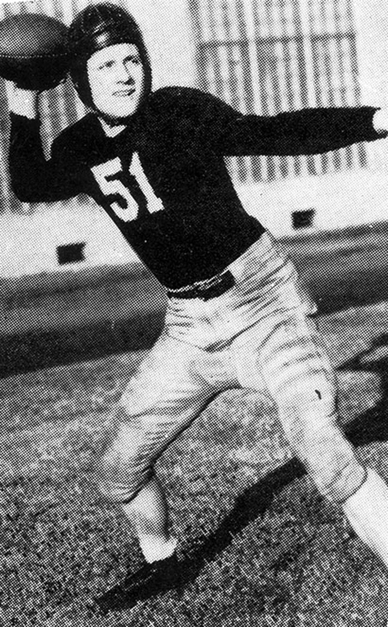 As a player at Georgia Tech, Frank Broyles was a starting quarterback.