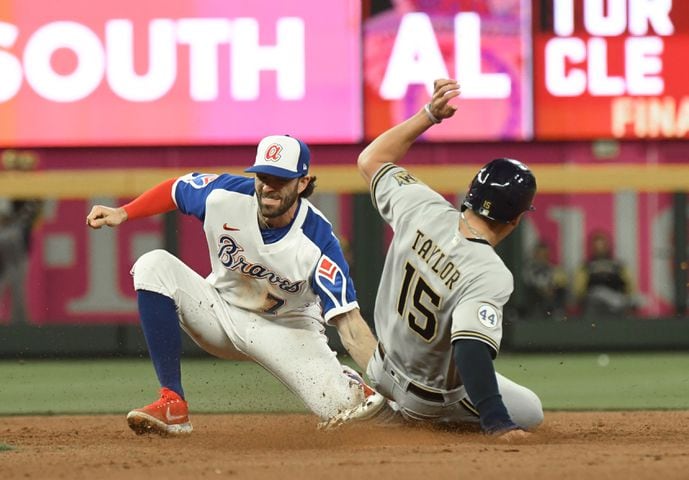 Braves-Brewers photo