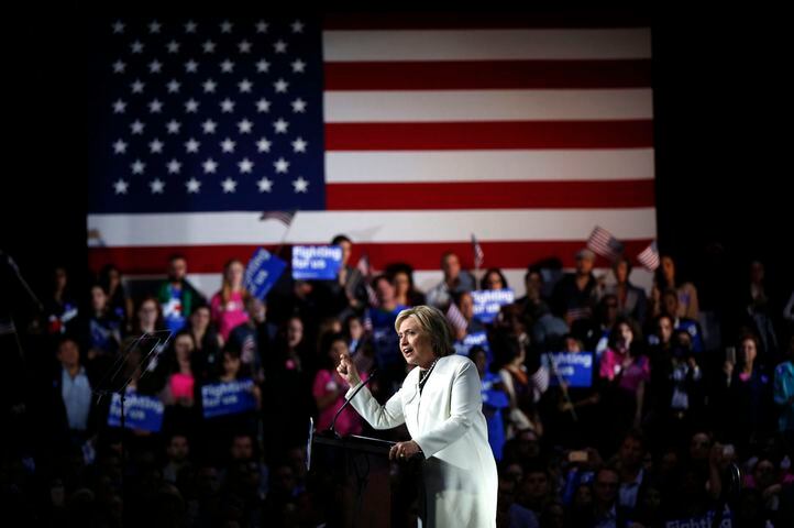 Hillary Clinton wins South in Super Tuesday