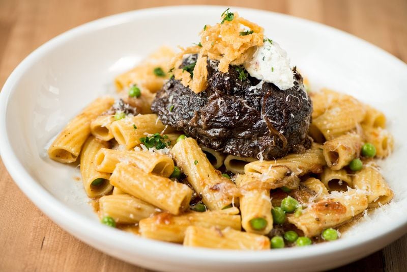  Braised Short Rib with rigatoni with brown butter, carmelized onion, peas, tomato confit, rich brown sauce, and asiago. Photo credit- Mia Yakel.