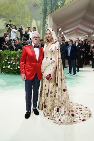Tommy Hilfiger and Dee Ocleppo Hilfiger at the Metropolitan Museum of Art's Costume Institute benefit gala in New York, May 6, 2024. (Amir Hamja/The New York Times)