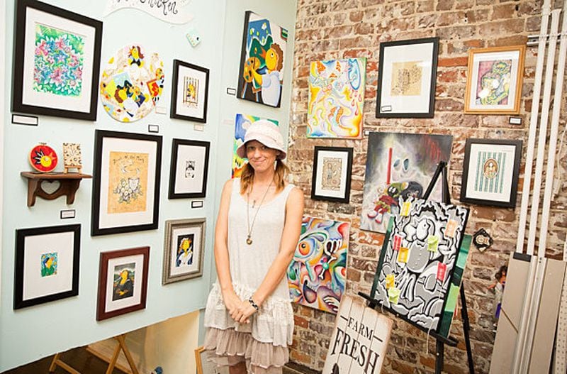 Plan the weekend getaway for the right weekend and savor the once a month Savannah Art Walk.