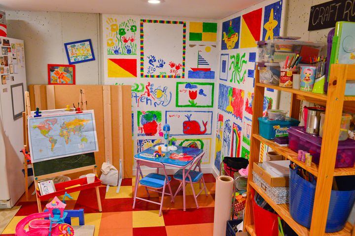 Children's craft room