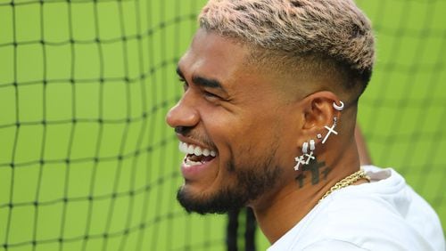 051821 Atlanta: Atlanta United striker Josef Martinez is all smiles while watching the Atlanta Braves play the New York Mets in a MLB baseball game on Tuesday, May 18, 2021, in Atlanta.     “Curtis Compton / Curtis.Compton@ajc.com”