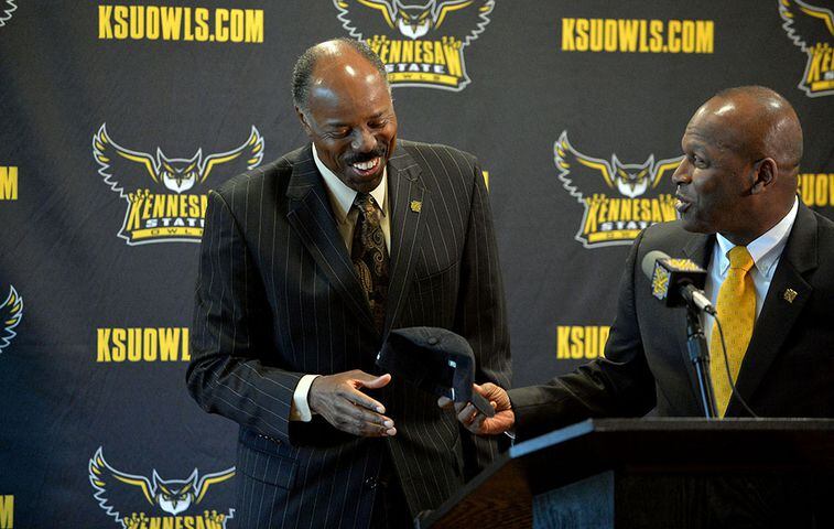 Skinner will be Owls' third coach in three years