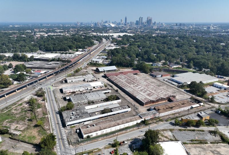 September 22 2022 Atlanta - Aerial photograph shows Murphy Crossing project site along the Beltline Westside Trail in Atlanta on Thursday, September 22, 2022. (Hyosub Shin / Hyosub.Shin@ajc.com)