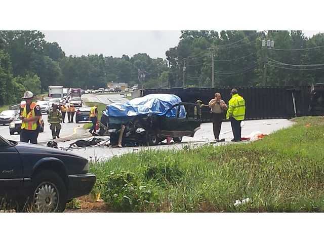 Fatal crash on Athens Highway at Oak Grove Road