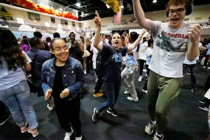 Cobb dance for students with special needs