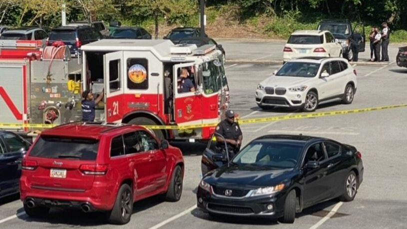 One dead following shooting at busy Buckhead shopping center
