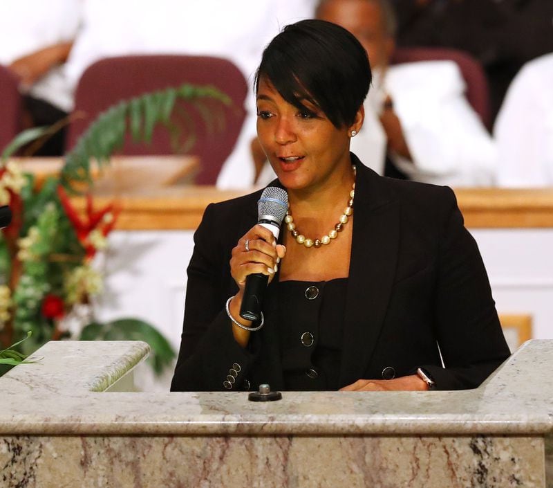 Atlanta Mayor Keisha Lance Bottoms’ executive order prohibiting new permits for scooters expired Monday. The Atlanta City Council introduced legislation extending the prohibition on Monday. (Curtis Compton/ccompton@ajc.com)
