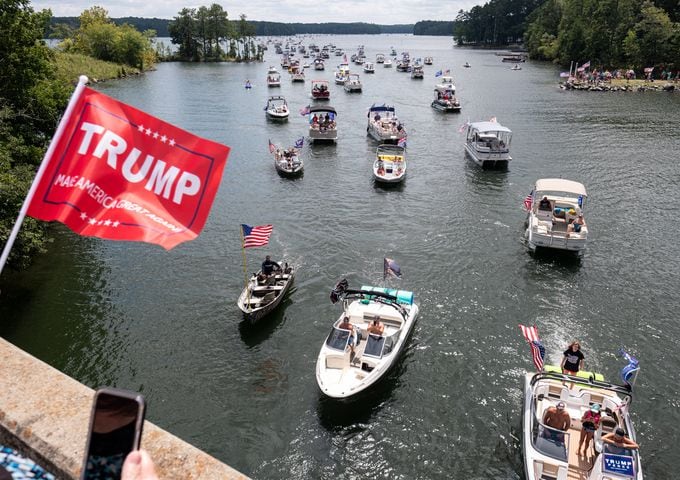 Trump boat parade