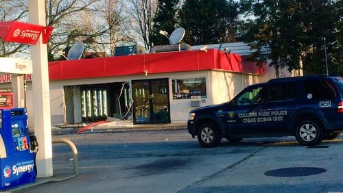 College Park police are investigating an apparent smash-and-grab at a gas station.