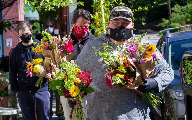 PHOTOS: Mother's Day deliveries during pandemic
