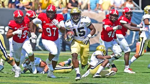 ATLANTA, GA - SEPTEMBER 9: Jerry Howard #15 of the Georgia Tech Yellow Jackets breaks away for a 65 yard touchdown run against Jacksonville State Gamecocks on September 9, 2017 in Atlanta, Georgia. Photo by Scott Cunningham/Getty Images)